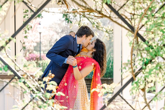 Private Photo Session in Historic Charleston - Beyond the Pastel Houses