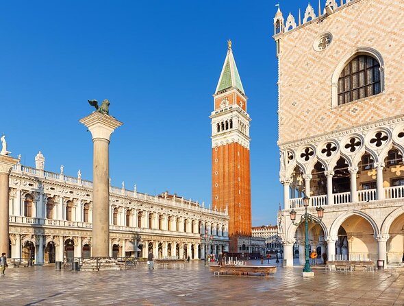 Private Photo Shoot in Venice with Gondola Ride - Key things to know before booking