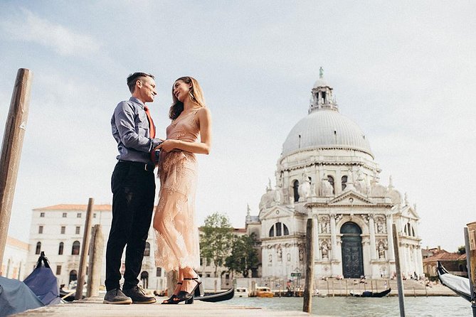 Private Photo Shoot in Venice with Gondola Ride Included - Who should book this experience?