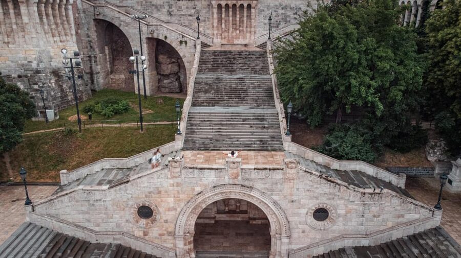 Private photography photo session at Fisherman Bastion - Who will enjoy this most