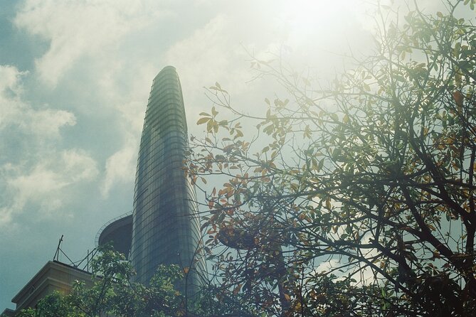 Private Photography Tour & Ho Chi Minh City Exploration By Local - The Independence Palace