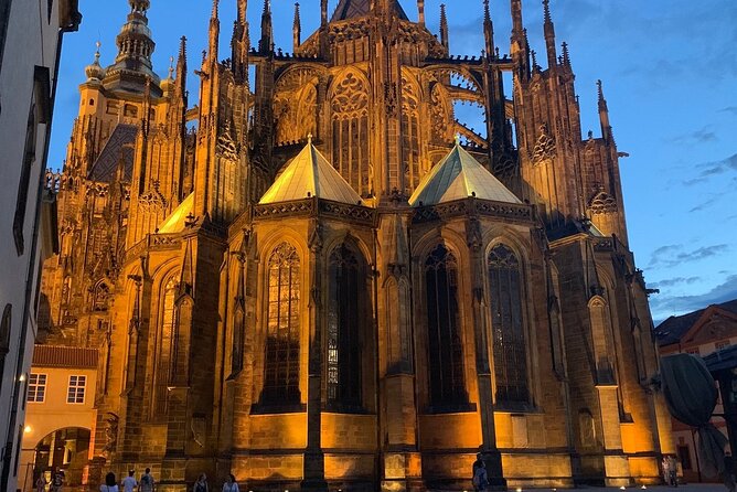 Private Photography Tour of Prague by Night - How much photography instruction should you expect?