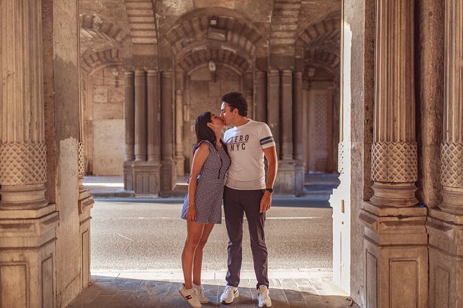 Private Photoshoot in Istanbul – Capture Your Memories - Raha Mofidi’s service and what the strong ratings mean