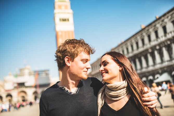 Private Photoshoot on Personal Gondola in Venice - Starting at St. Mark’s Square and Caffè Florian