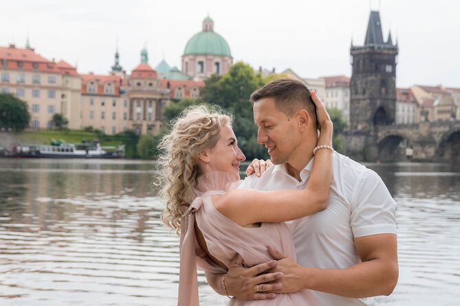 Private Photoshoot Tour in Prague - Charles Bridge with the river and Prague Castle