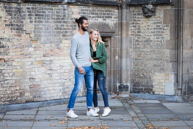 Private Romantic Urban & Street Photoshoot - Rathausmarkt: your first lesson in posing