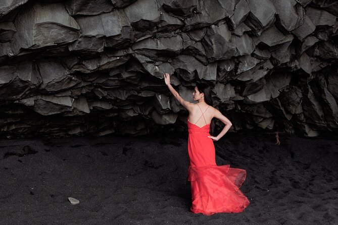 Private Secret Spots of Iceland Full day Tour with Photography by Luke - Krýsuvík’s steaming vents and colored hills