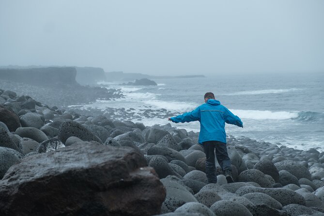 Private Secret Spots of Iceland Full day Tour with Photography by Luke - Kleifarvatn, Reykjanes’s largest lake