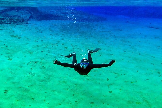 Private Silfra Snorkeling 6 p. group - Meet on Location - with Underwater Photos - The 30 to 40 minutes in Silfra