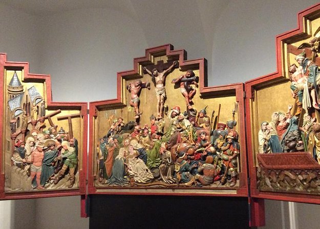 Private Tour of the Belvedere Palace with an Art Historian: "Pictures of Austrian Identities". Art & History Tour with Skip-the-line Tickets - From medieval art to Gustav Klimt