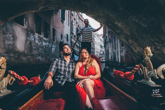Private Tour: Personal Travel Photographer Tour in Venice - Why a private photo session makes sense in Venice