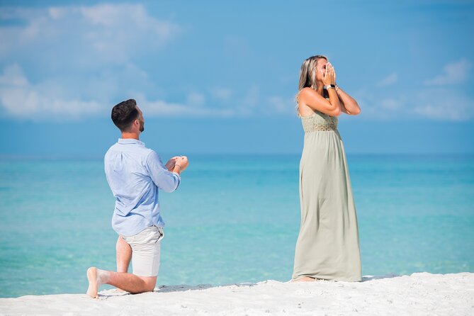 Private Vacation Photoshoot with Photographer in Miami Beach - Why Two Outfits Are a Smart Tip