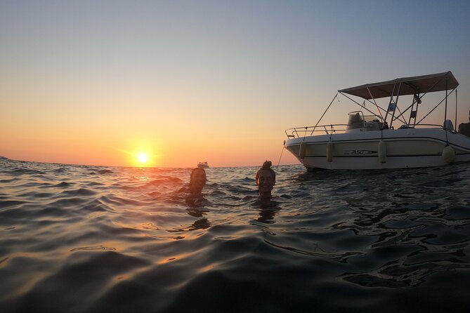 Procida Island Tour by Boat 2h 15m with Swimming and Underwater Photos - Corricella, Procida’s most photogenic harbor