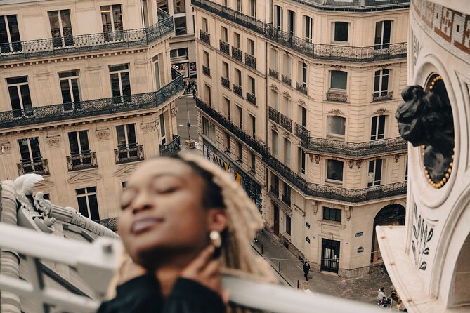 Professional Eiffel Tower Photo Tour with VOGUE Photographer - The Luís de Camões Monument adds steps and movement
