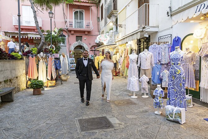 Professional photo shoot around Positano - Starting at Piazza dei Mulini