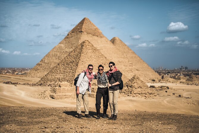 Professional Photo Shoot & Authentic Cairo Walking Tour - Meeting in downtown Cairo and reaching Giza