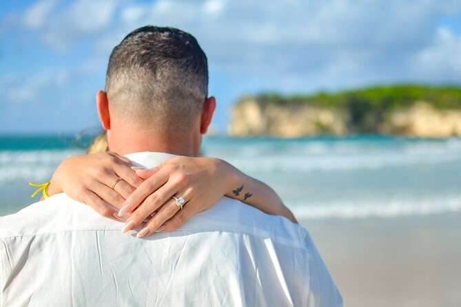 Professional Photographer in Punta Cana for Private Events - Clothing, Changing, and Small Celebration Details