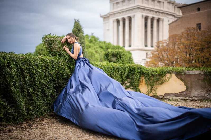 Professional Photoshoot in the Eternal City Rome - The Colosseum as Your Roman Backdrop