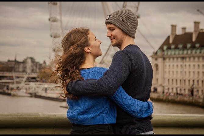 Professional Private Couple Photoshoot - What the praise for Mehr tells you