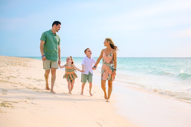 Professional Sunset Photoshoot in Aruba - Why a sunset photoshoot works so well in Aruba
