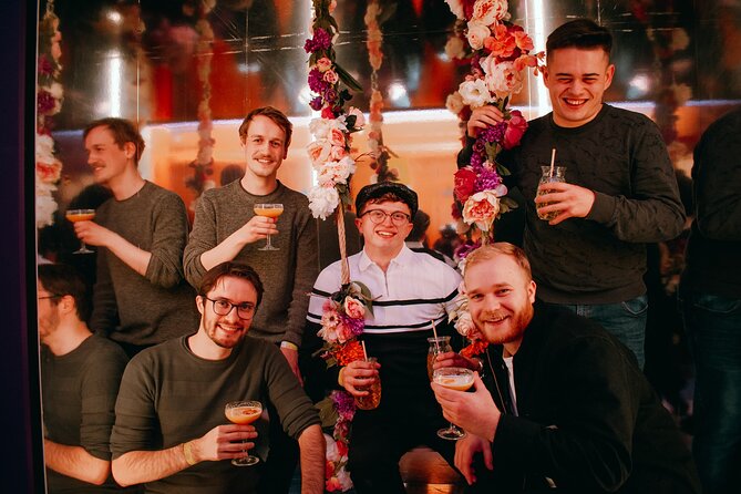 Pub Crawl + Unlimited Drinks + VIP entry + Drinking Games & Photographer - The photographer: a useful extra, but not a guarantee