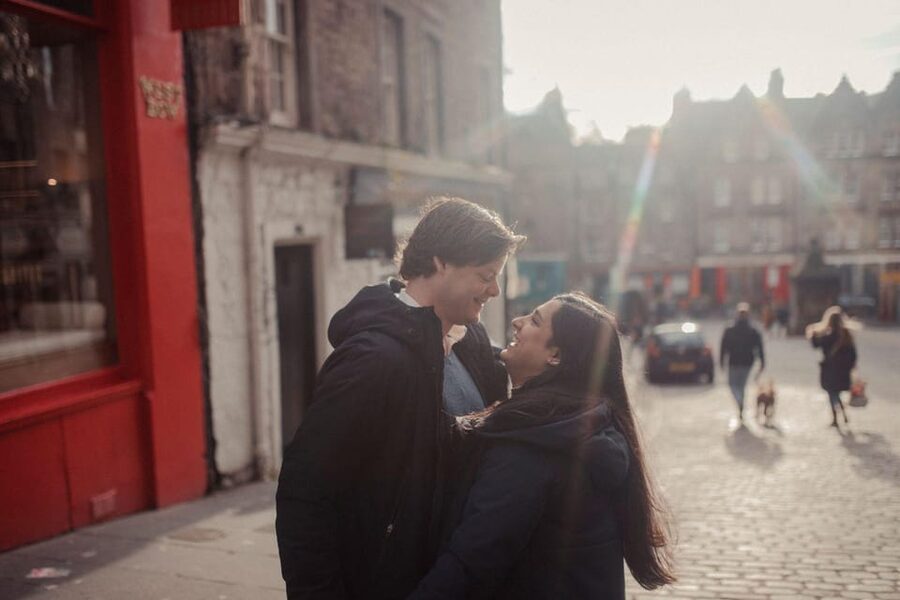 Romantic Photoshoot Experience for Couples in Edinburgh - Why Edinburgh Old Town works so well for photographs