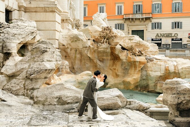 Rome: Early Morning Trevi Fountain Photoshoot & Iconic Landmarks - Edited photos, online gallery, and what you do not receive