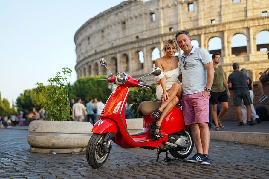 Rome: Explore the City by Vespa with an Optional Photoshoot - A 15-minute pause at the Orange Garden