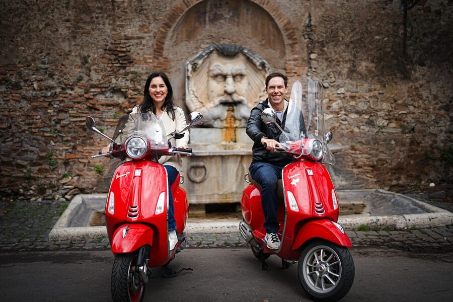 Rome: Explore the City by Vespa with an Optional Photoshoot - What the photography option really adds