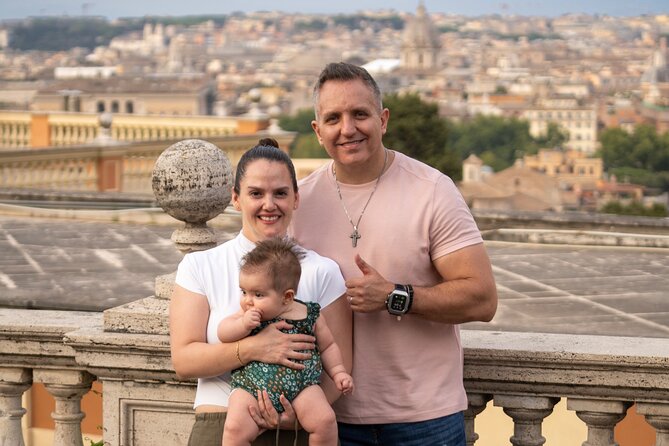 Rome : Golf cart tour & Professional Photoshoot - The Colosseum gives the tour its ancient Rome opening
