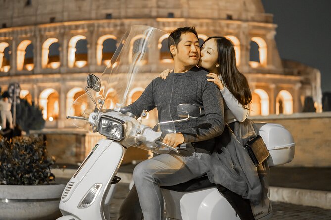 Rome: Night & Day Photoshoot in Rome with Pro Photographer - Trevi Fountain after dark