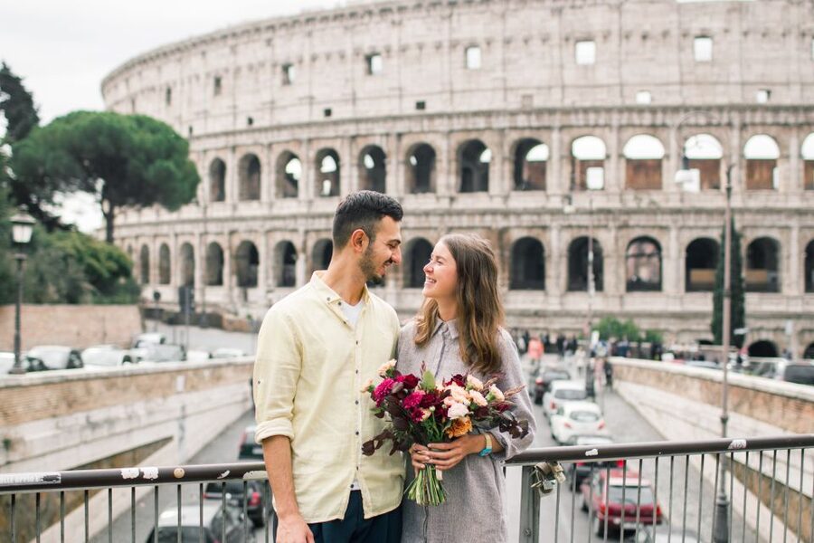 Rome: Personalized Photoshoot outside the Colosseum - What this Colosseum photo session actually gives you