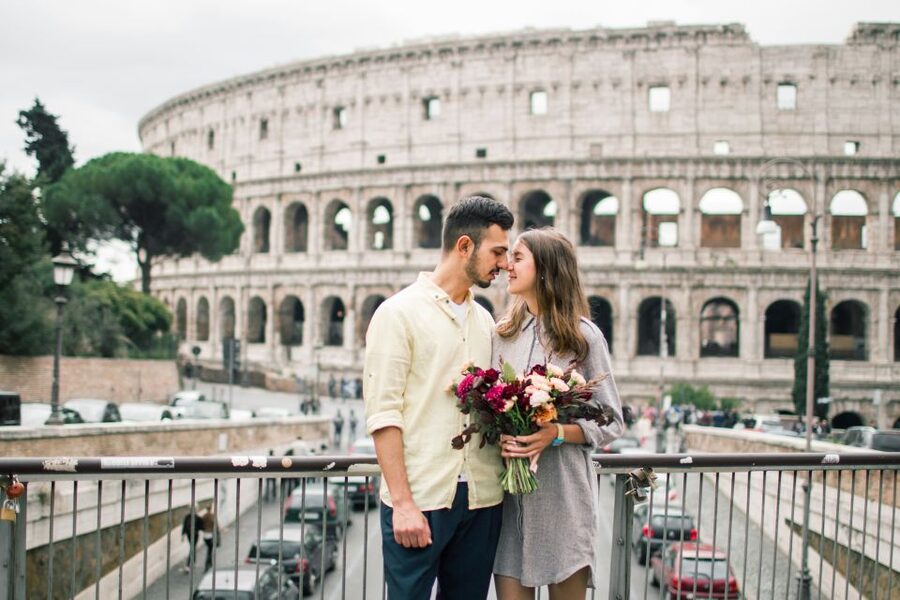 Rome: Personalized Photoshoot outside the Colosseum - Around the Colosseum: 15 minutes to one hour
