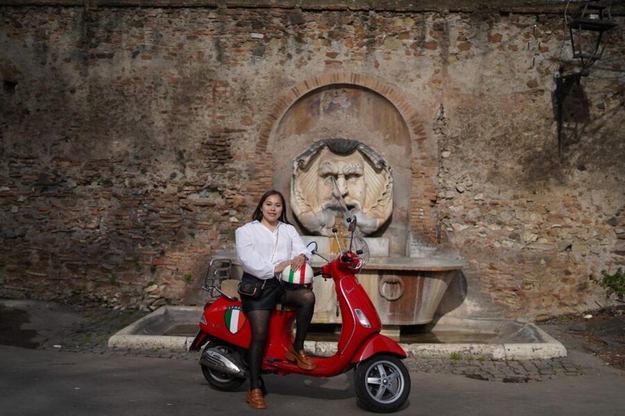 Rome: Photography Service by Vespa Scooter - Timing, Meeting Point, and Practical Value