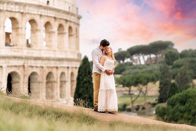Rome: Private Colosseum Photoshoot with Local Photographer - How Jeff and Sara handle posing