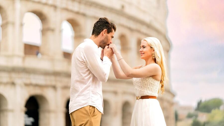 Rome: Private Colosseum Photoshoot with Optional Viewpoints - The 90-minute storytelling route
