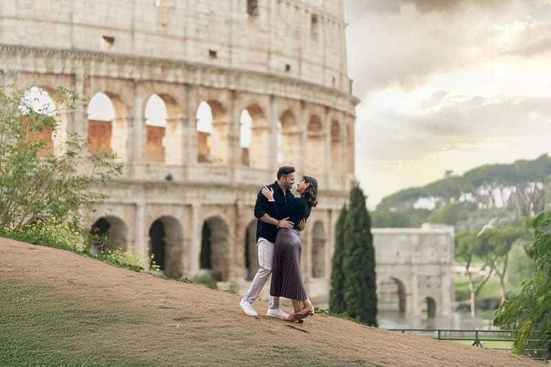 Rome: Private Colosseum Photoshoot with Optional Viewpoints - Posing help is the strongest part of the service