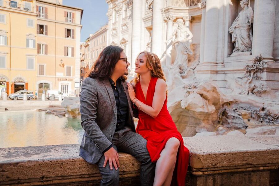 Rome: Private Photoshoot at the Trevi Fountain - At Trevi Fountain, the photographer does the directing