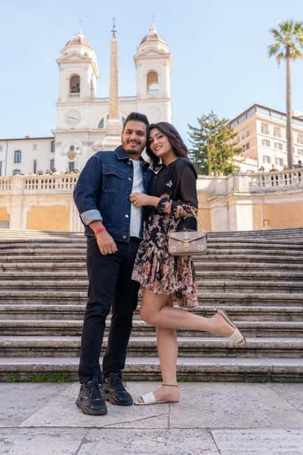 Rome: Private photoshoot at the Trevi Fountain Golden Hour - Who should book this experience?