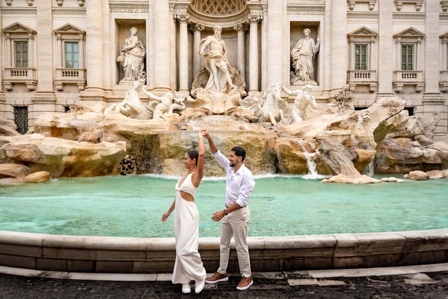 Rome: Trevi Fountain Photoshoot – Private & Personalized - Key points at a glance