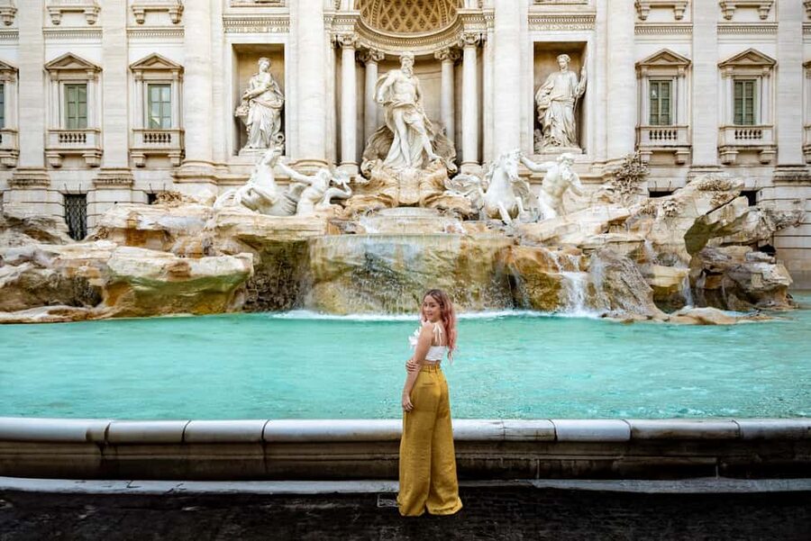 Rome: Trevi Fountain Photoshoot – Private & Personalized - Adding the Colosseum, Pantheon, or Spanish Steps