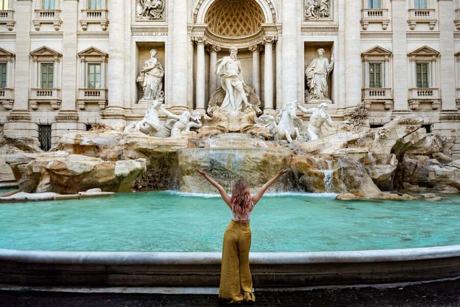 Rome: Trevi Fountain Photoshoot – Private & Personalized - The digital gallery and editing process