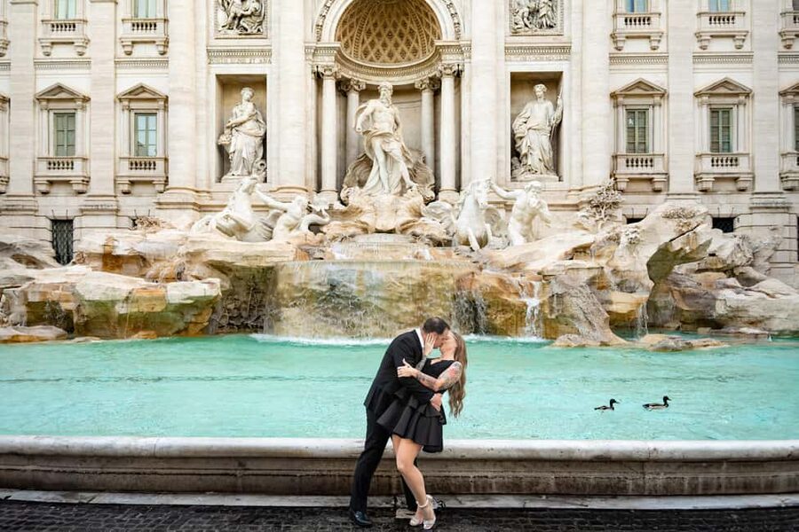 Rome: Trevi Fountain Photoshoot – Private & Personalized - The cinematic reel for social media