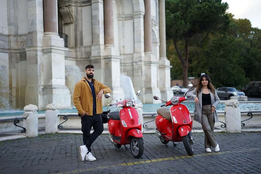 Rome: Vespa Photo Tour with City Center Pickup - Janiculum Hill finishes with a wide city view