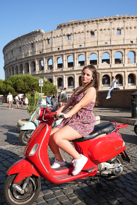 Rome: Vespa Photo Tour with Historic City Highlights - Janiculum Hill is the main scenic reward