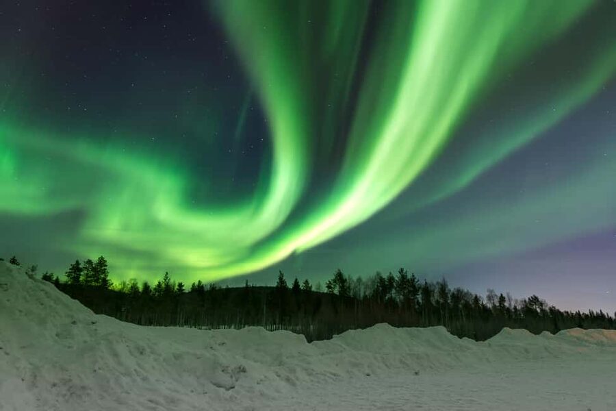 Rovaniemi: Northern Lights Photo Tour | Money-Back Guarantee - The first ride: reading clouds, roads, and aurora forecasts