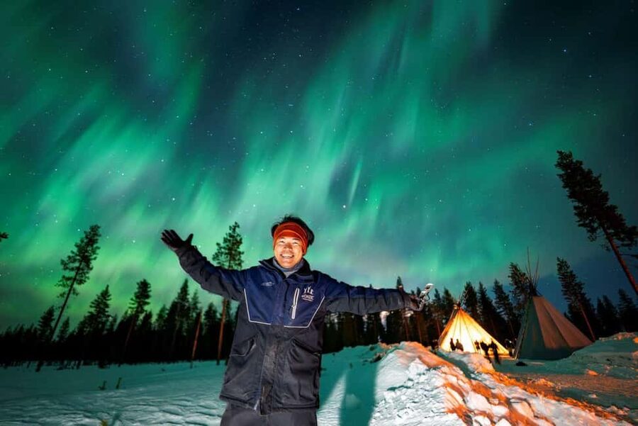 Rovaniemi: Northern Lights Photo Tour | Money-Back Guarantee - Meeting in central Rovaniemi