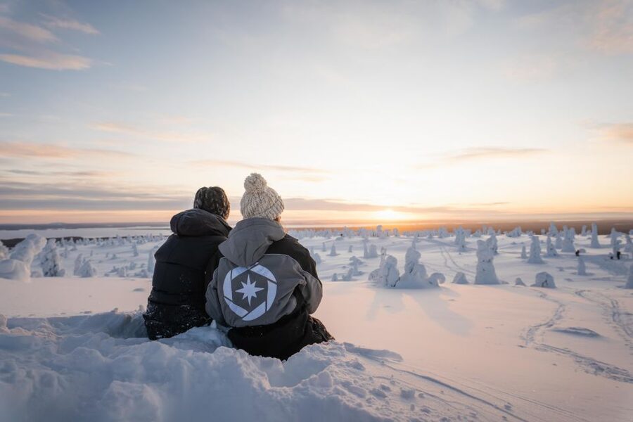 Rovaniemi: Riisitunturi National Park with Pro Photos & BBQ - Reaching the frozen forests of Riisitunturi