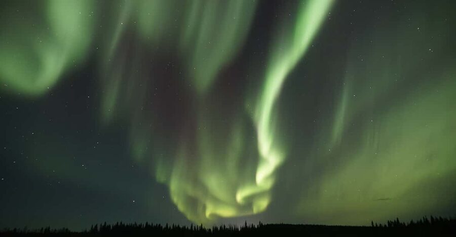Saariselkä: Aurora Photo Tour by Car with Transfer & Drinks - Leaving Saariselkä after dark