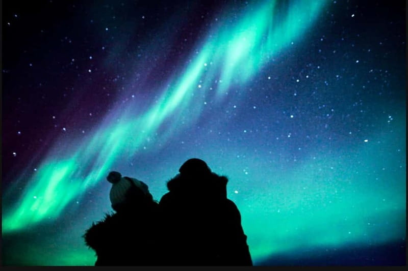 Saariselkä,Kakslauttanen: Aurora Hunting & Photography Tour. - Should you book the Saariselkä Aurora Tour?